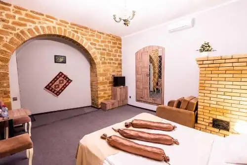 Castello Inn - 16