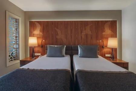 AQI Pegasos Royal - 2