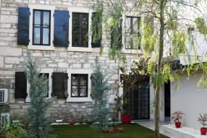 Urla Taş Konak Otel, Izmir