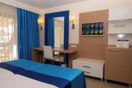 AQI Pegasos World - 90