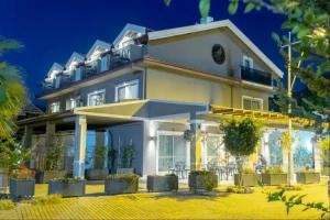 Marina Bay Gocek, Goecek