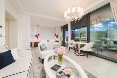 Boutique Vissi d'Arte - 75