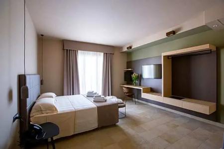 Charme Simon Bolivar - 46