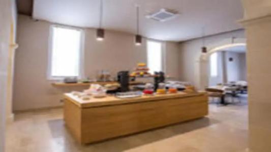 Charme Simon Bolivar - 15