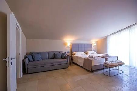 Charme Simon Bolivar - 43