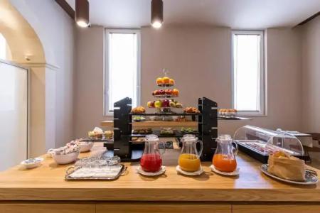 Charme Simon Bolivar - 10