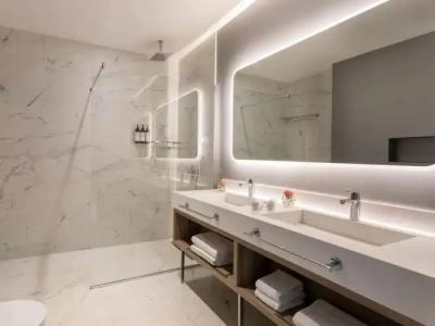 Hyatt Regency Kotor Bay Resort - 60