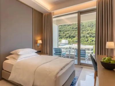 Hyatt Regency Kotor Bay Resort - 37