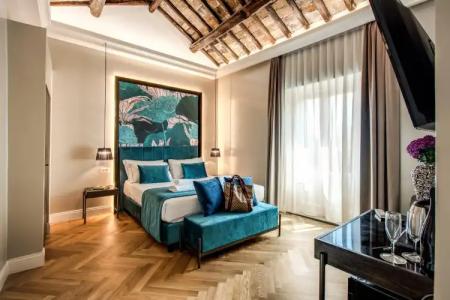 55 Fifty-Five - Maison d'Art Collection - 56