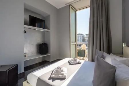 Bella Napoli Suites - 16