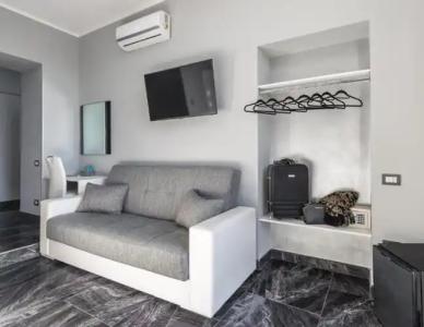 Bella Napoli Suites - 1