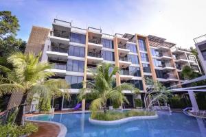SKYVIEW Resort Phuket Beach - SHA Extra Plus, Patong