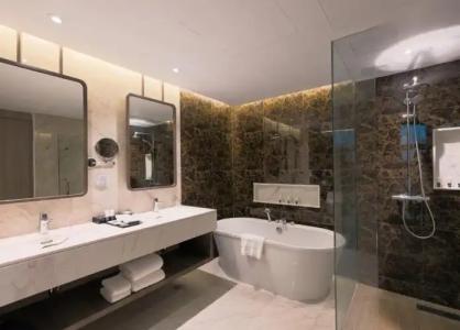 SKYVIEW Resort Phuket Patong Beach - SHA Extra Plus - 45