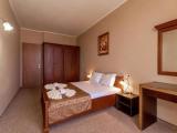 1 Bedroom Apartment with city view