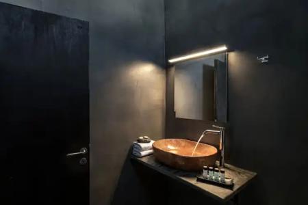 Pearl of Caldera Oia - Boutique by Pearl Collection - 156