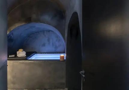 Pearl of Caldera Oia - Boutique by Pearl Collection - 71