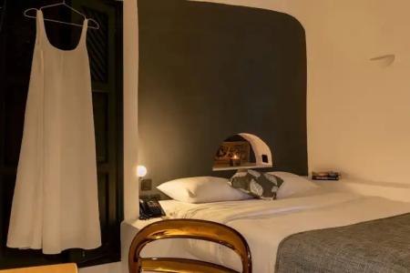 Pearl of Caldera Oia - Boutique by Pearl Collection - 170