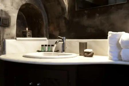 Pearl of Caldera Oia - Boutique by Pearl Collection - 219