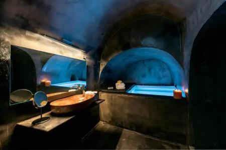 Pearl of Caldera Oia - Boutique by Pearl Collection - 48