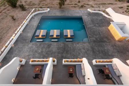 Volcanic Arc Suites - 12