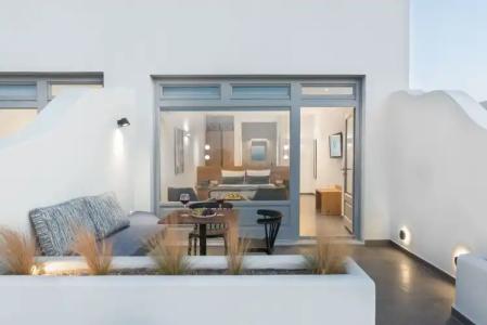 Volcanic Arc Suites - 53