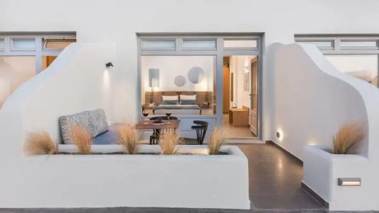 Volcanic Arc Suites - 34