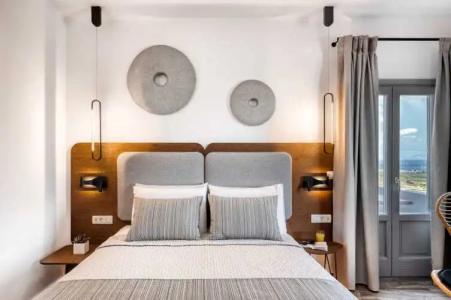 Volcanic Arc Suites - 69