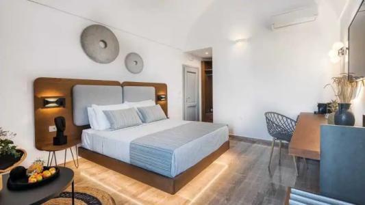 Volcanic Arc Suites - 77