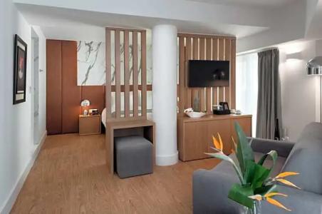 Elia Ermou Athens - 52