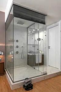 Elia Ermou Athens - 50