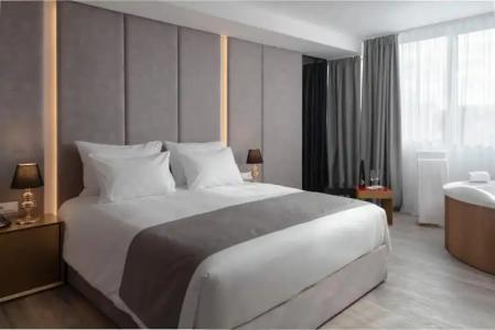 Elia Ermou Athens - 3