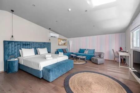 Aeolos Luxury Suites - 46