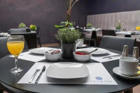 Aeolos Luxury Suites - 11