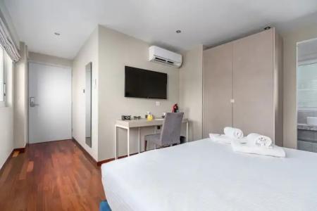 Aeolos Luxury Suites - 26