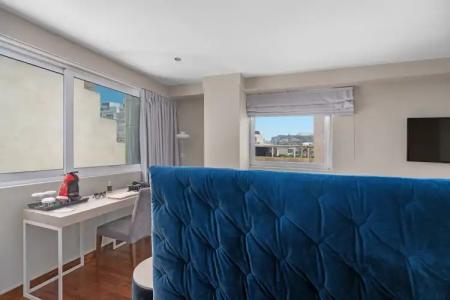 Aeolos Luxury Suites - 40