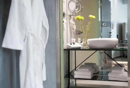 Athens Utopia Ermou - 7