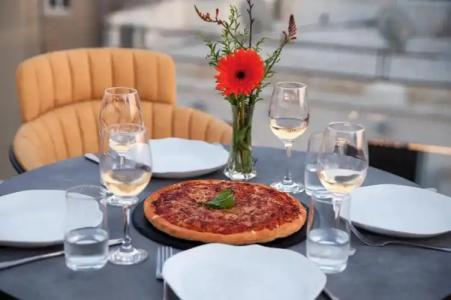 Athens Utopia Ermou - 11