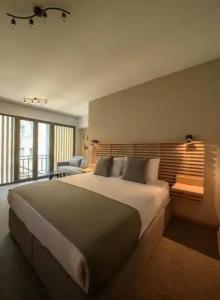 Fos DownTown Suites - 19