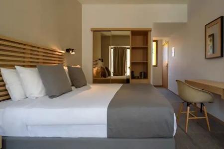 Fos DownTown Suites - 100