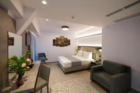 Meni & Apartments under New Management - 38