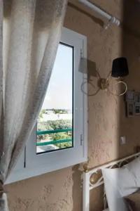 OASIS APARTMENTS - 27