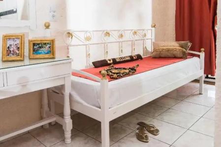 OASIS APARTMENTS - 45