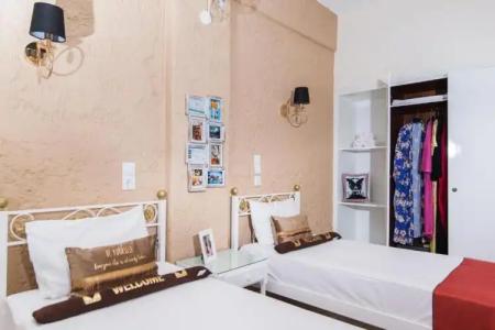 OASIS APARTMENTS - 105