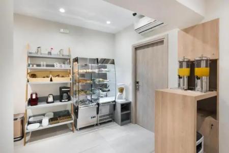 Santorini Main Square - 49