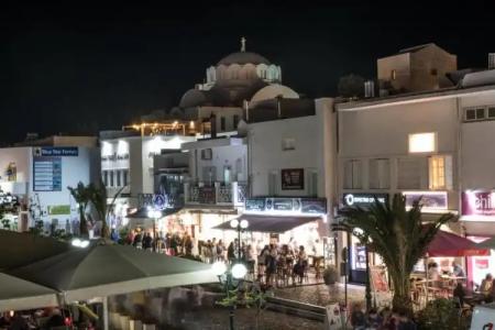 Santorini Main Square - 70