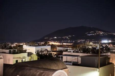 Santorini Main Square - 61