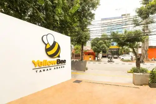 Yellow Bee Tanah Abang - 0