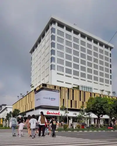 Yellow Bee Tanah Abang - 33