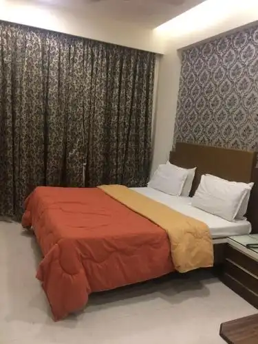 Antique - Colaba - 12