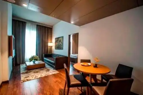 Altair - A Boutique - 25